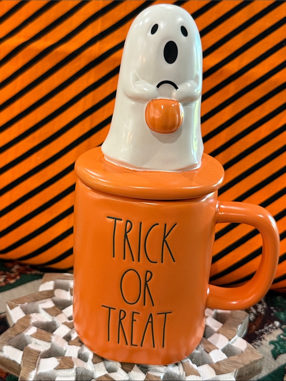 BRAND NEW RAE DUNN GHOST TOPPER LID Trick or Treat' Halloween Mug NWOT